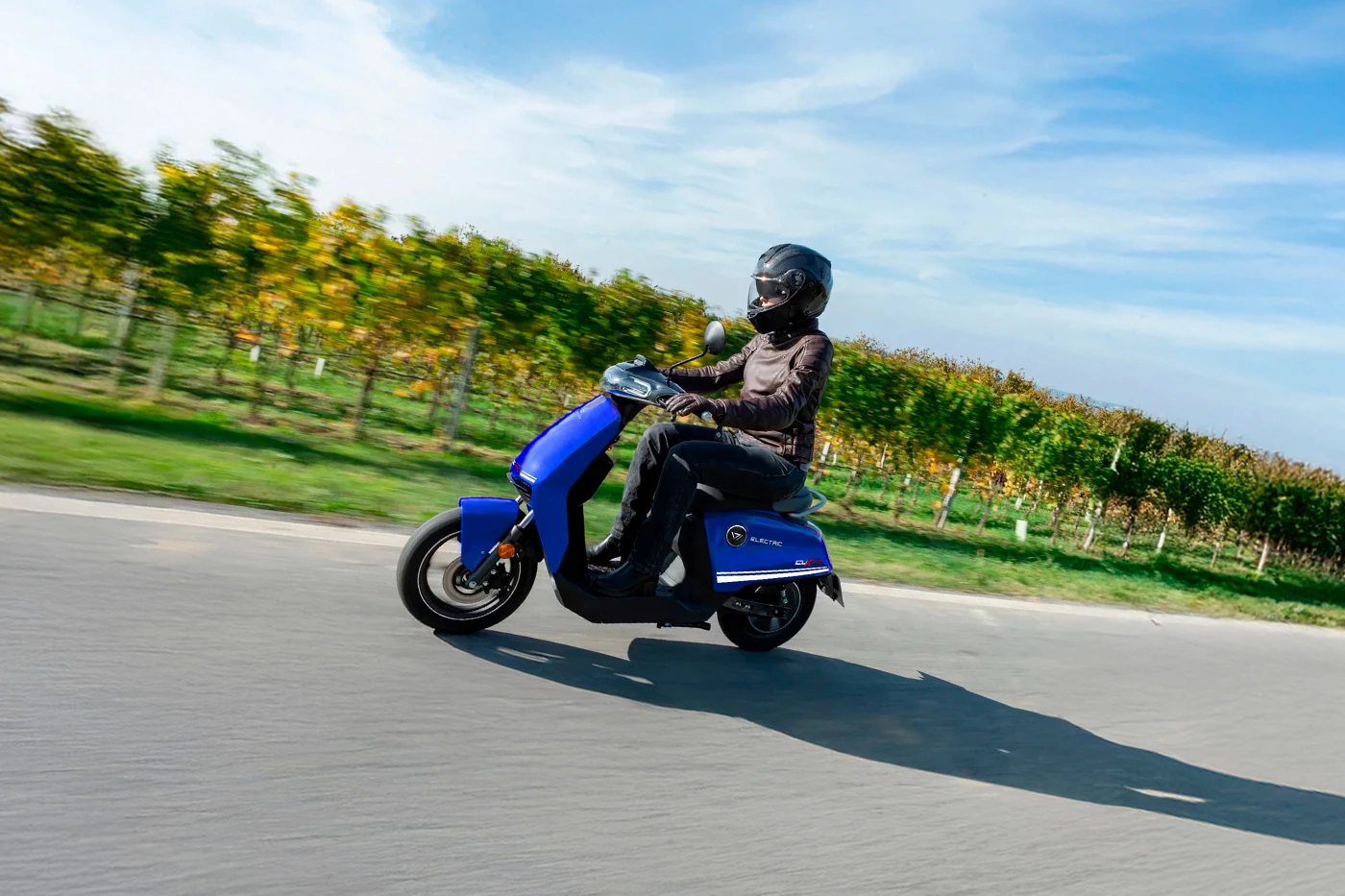 C Ux Pro Banner Climb